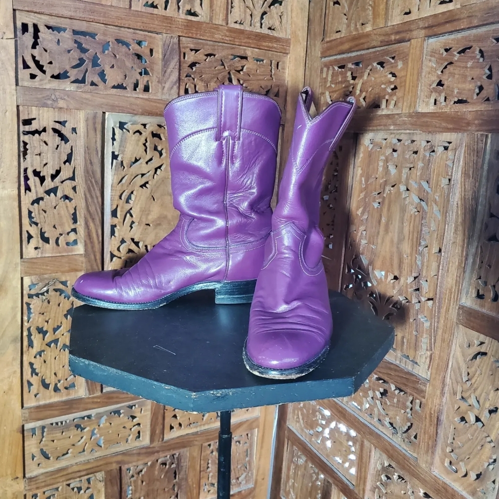 Vibrant Purple Justin Cowboy boots